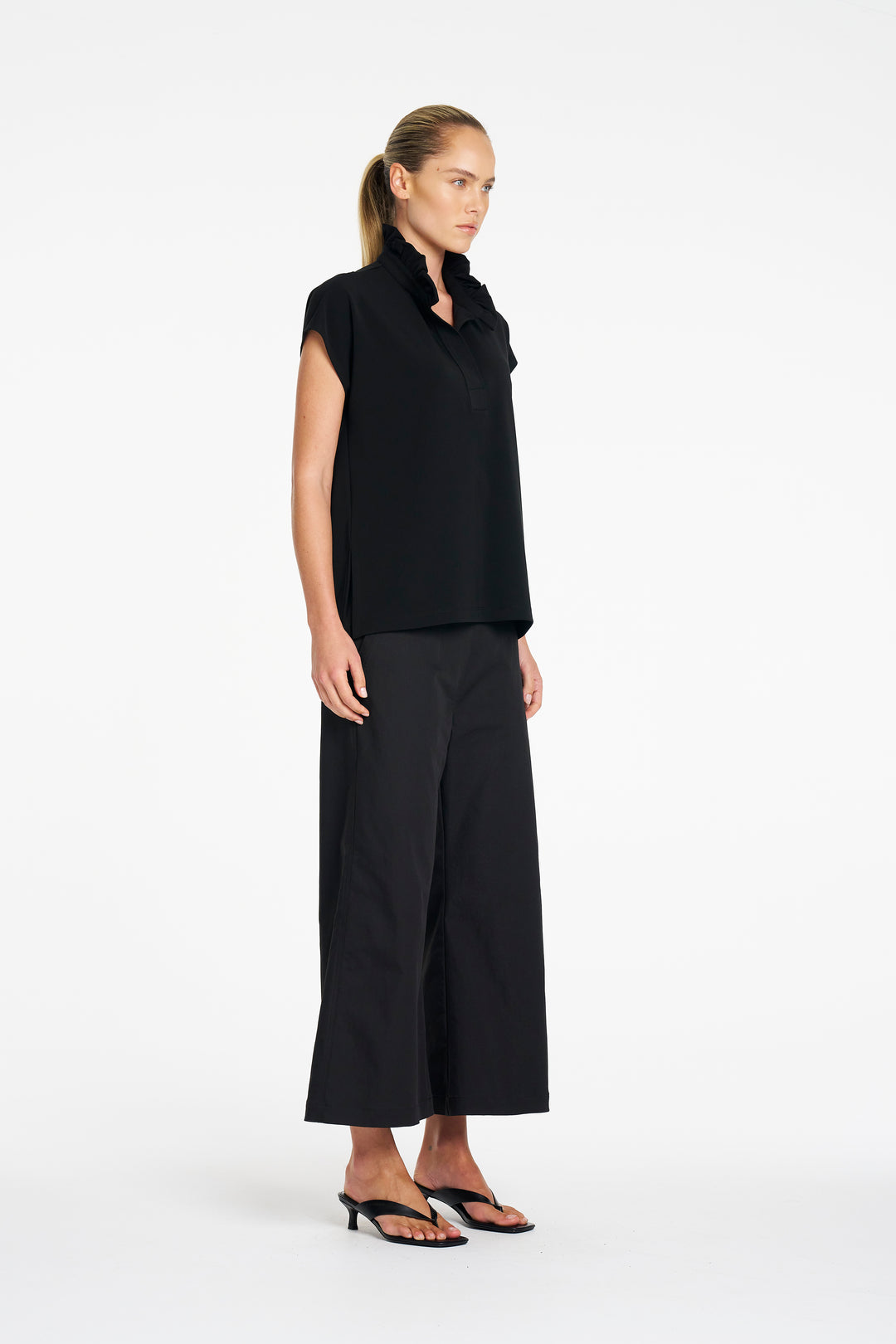 Mela Purdie Crop Flat Pant - BLK