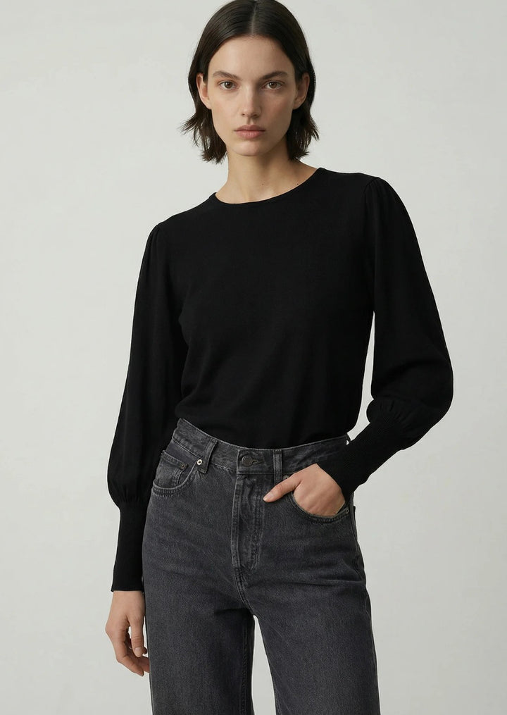 Aleger ALWAYS bell-sleeved - Black