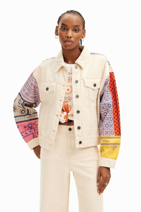 Desigual Short embroidered denim jacket