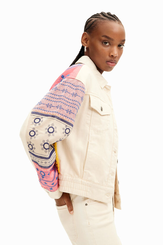 Desigual Short embroidered denim jacket