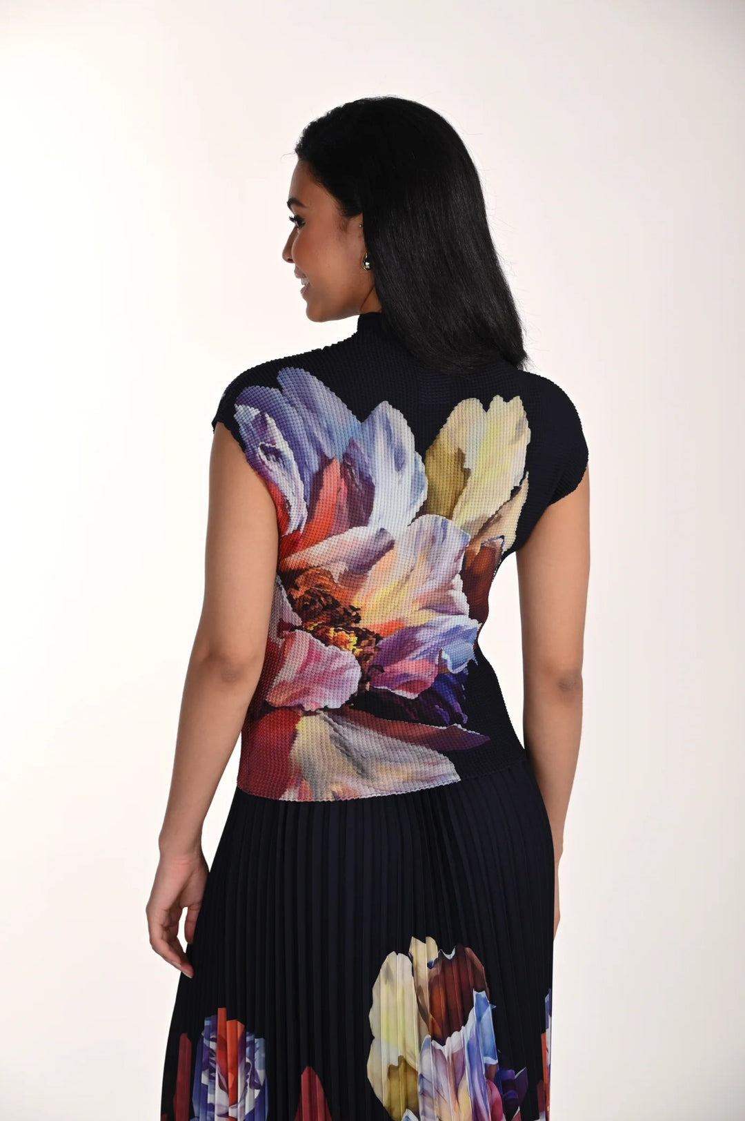 Frank Lyman Floral High‑Neck Top