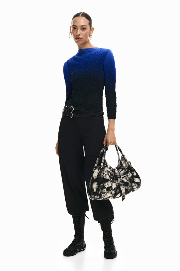 Desigual gradient-textured top