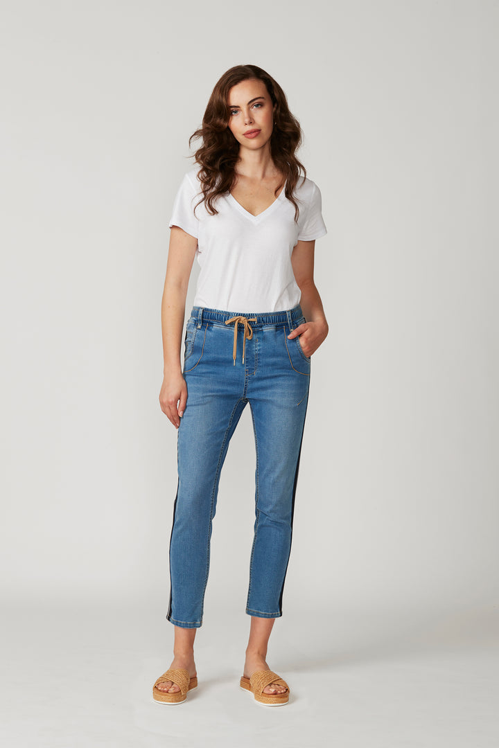 Lania Distressed LTL boyfriend Jeans