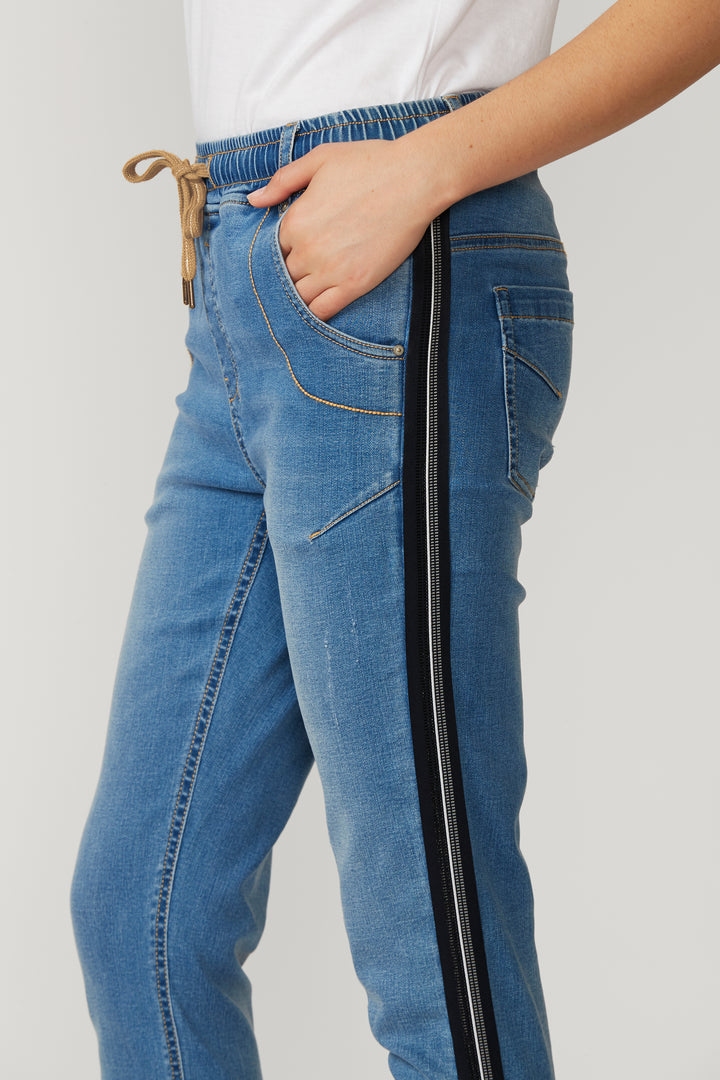 Lania Distressed LTL boyfriend Jeans