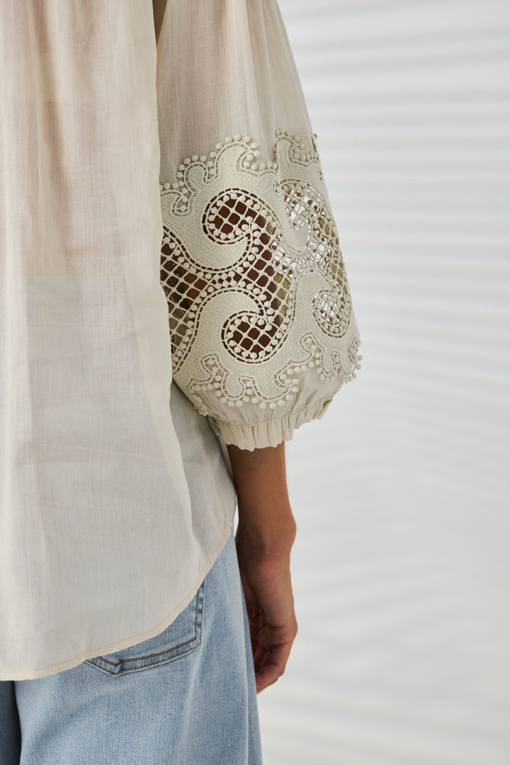 Lania Austin Shirt - LATTE