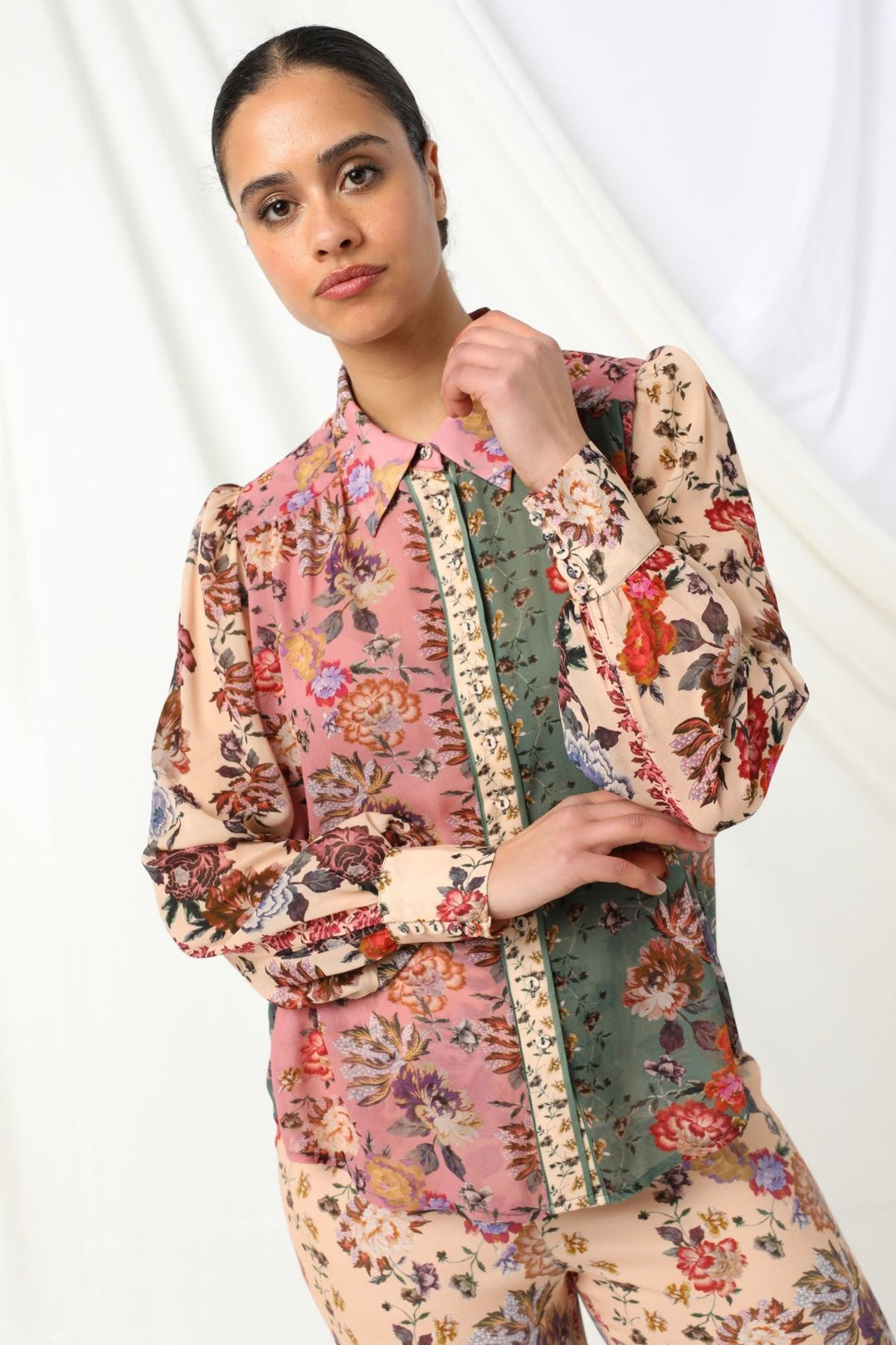 Kachel Genevieve Blouse