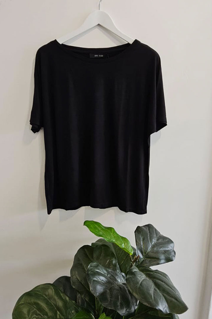 Adine Studio Plain Rayon T-Shirt