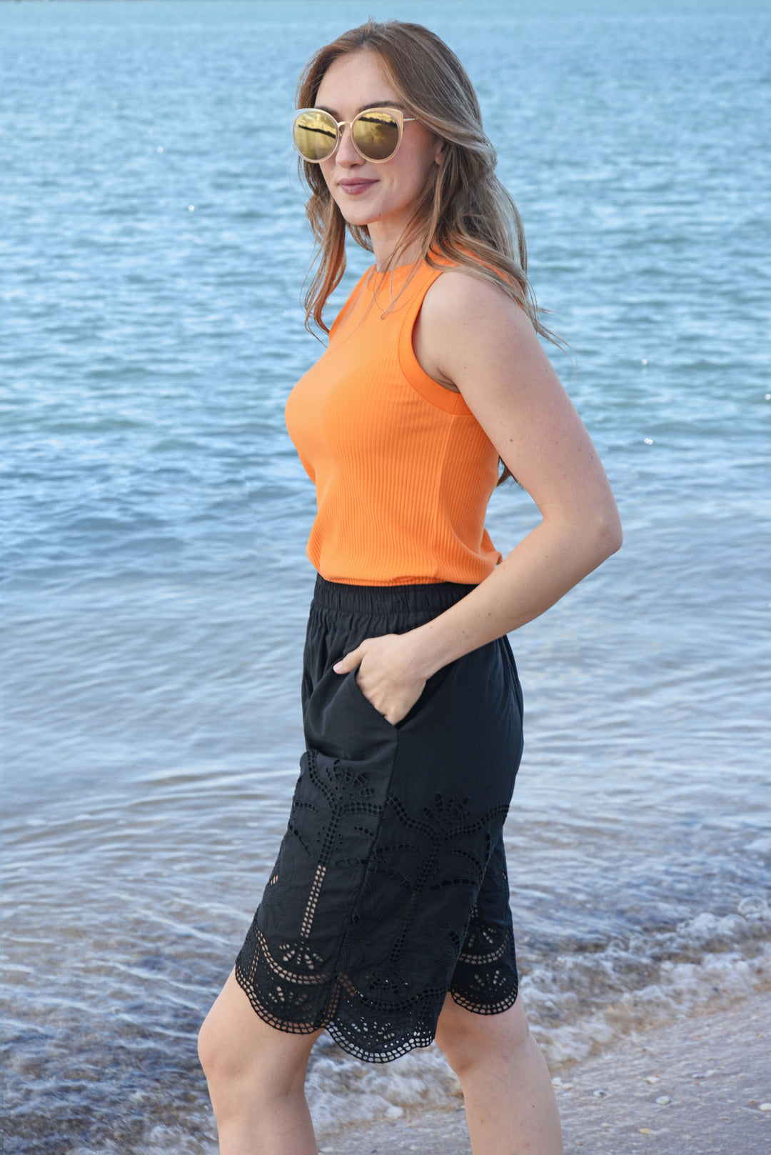 Curate SHORT FUSE Short