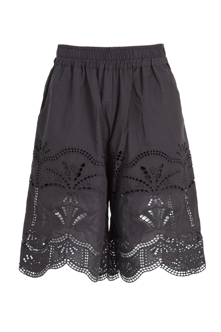 Curate SHORT FUSE Short