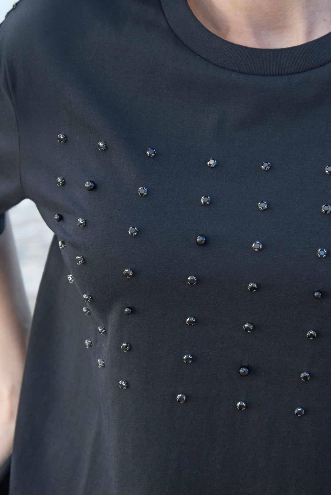 Curate SURROUNDED BY STUDS Black T-Shirt