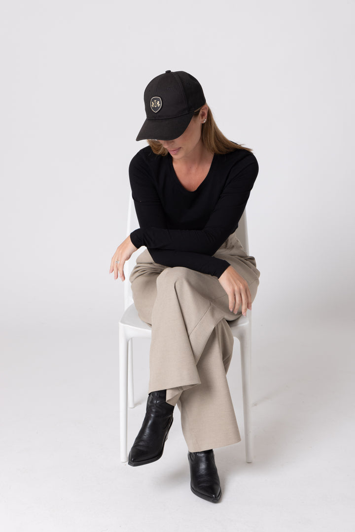 Dark Hampton Jet Black Cap