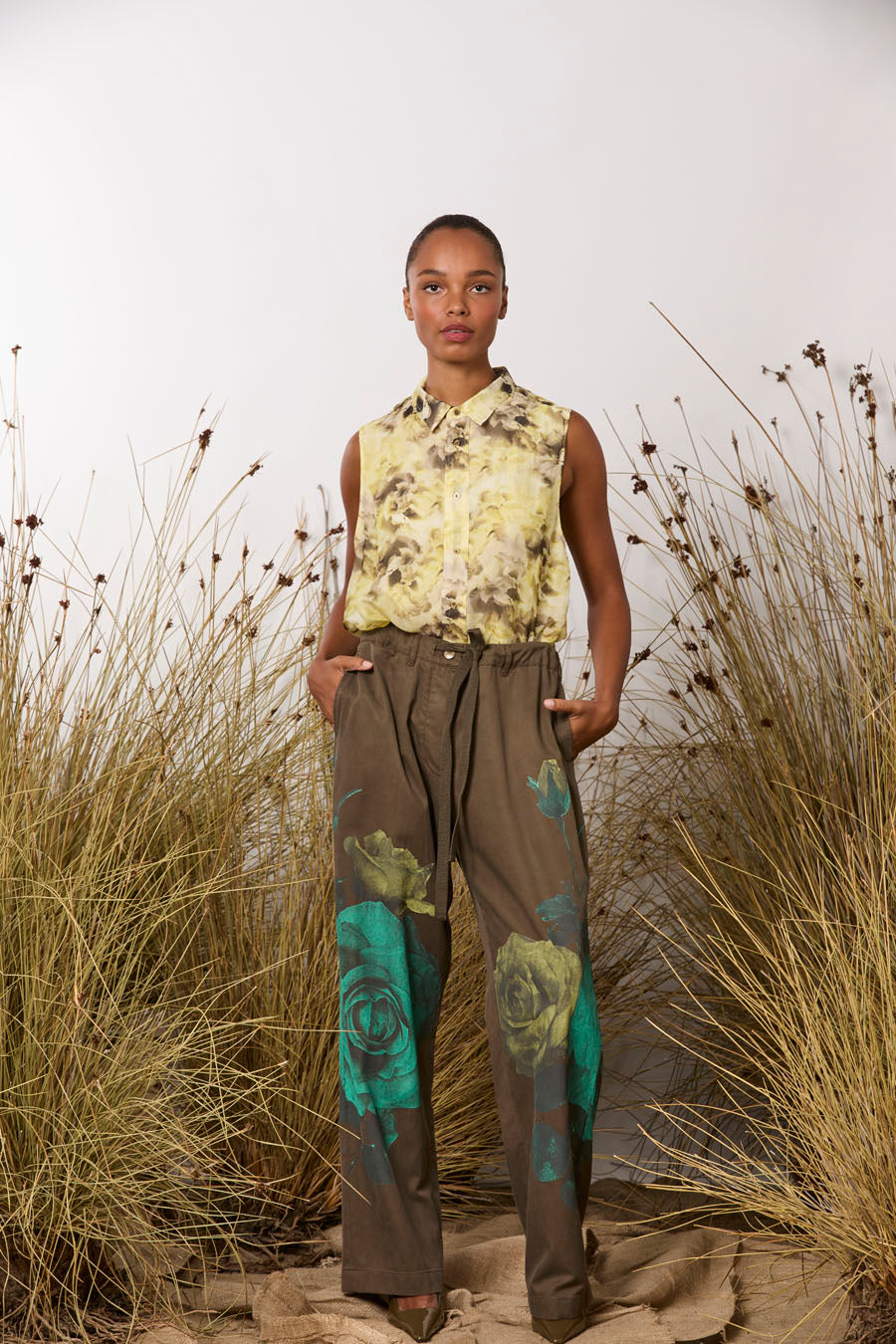 M.A.Dainty Camo Roses Journal Pant