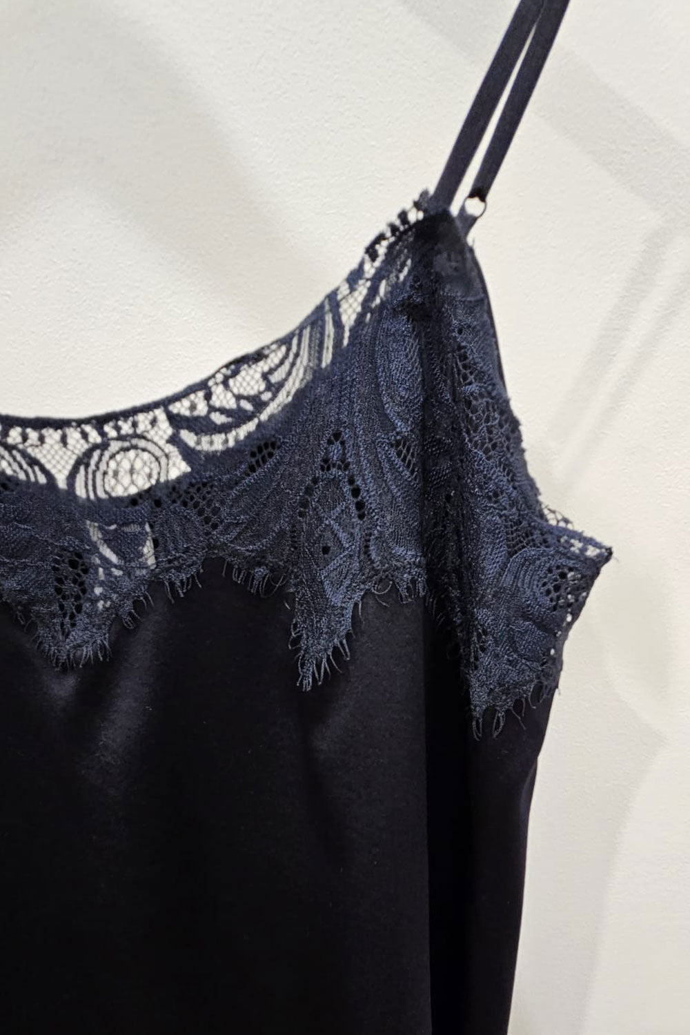 M.A.Dainty Tambourine Camisole - Nav