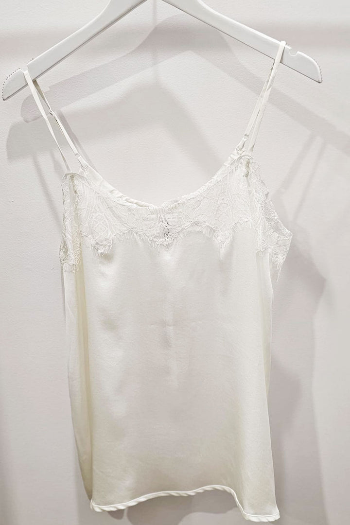 M.A.Dainty Tambourine Camisole Satin - Wh