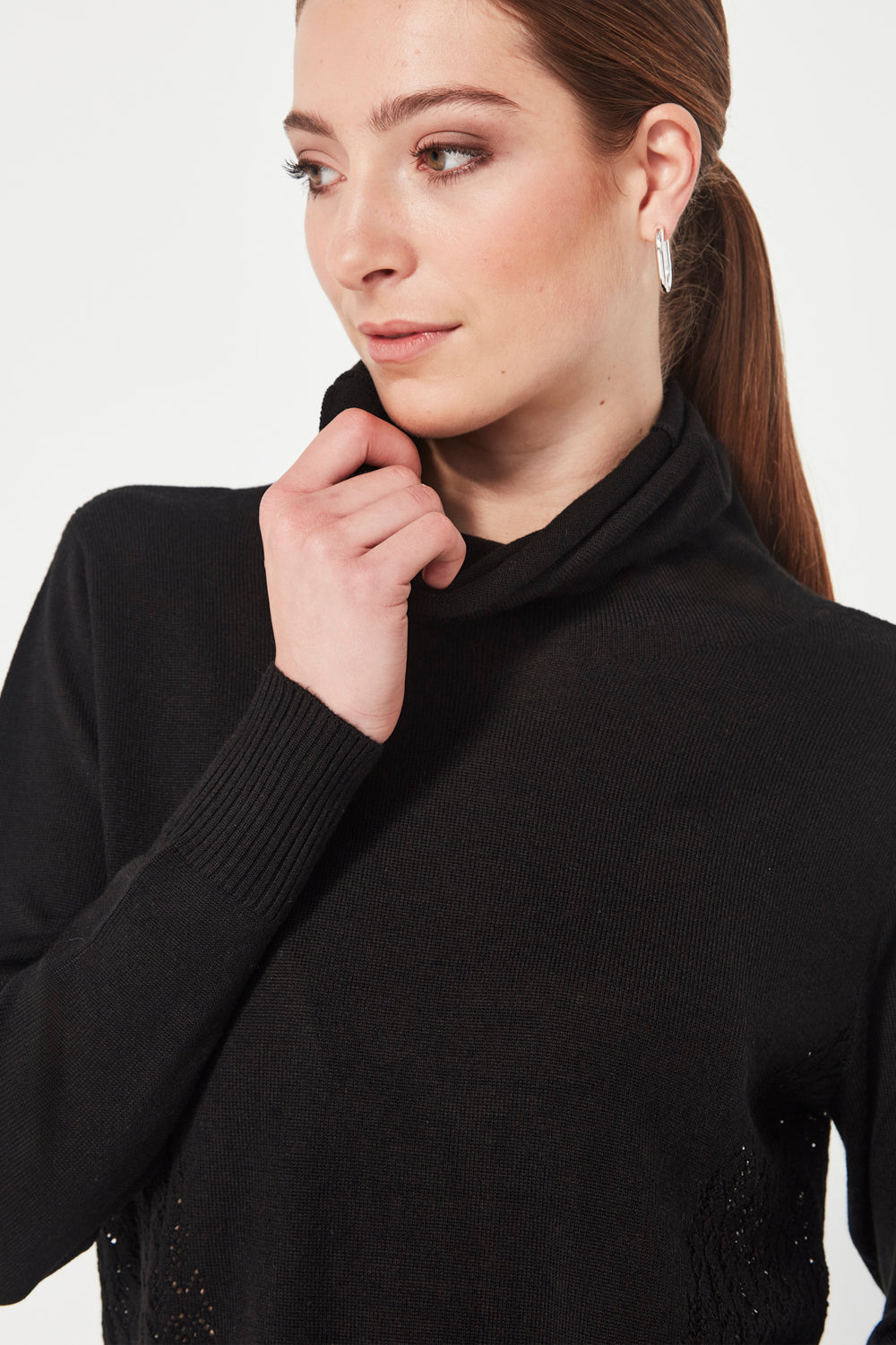 Verge Duchess Sweater - Black