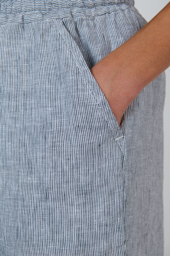 Naturals by O & J Linen Shorts - Sliver