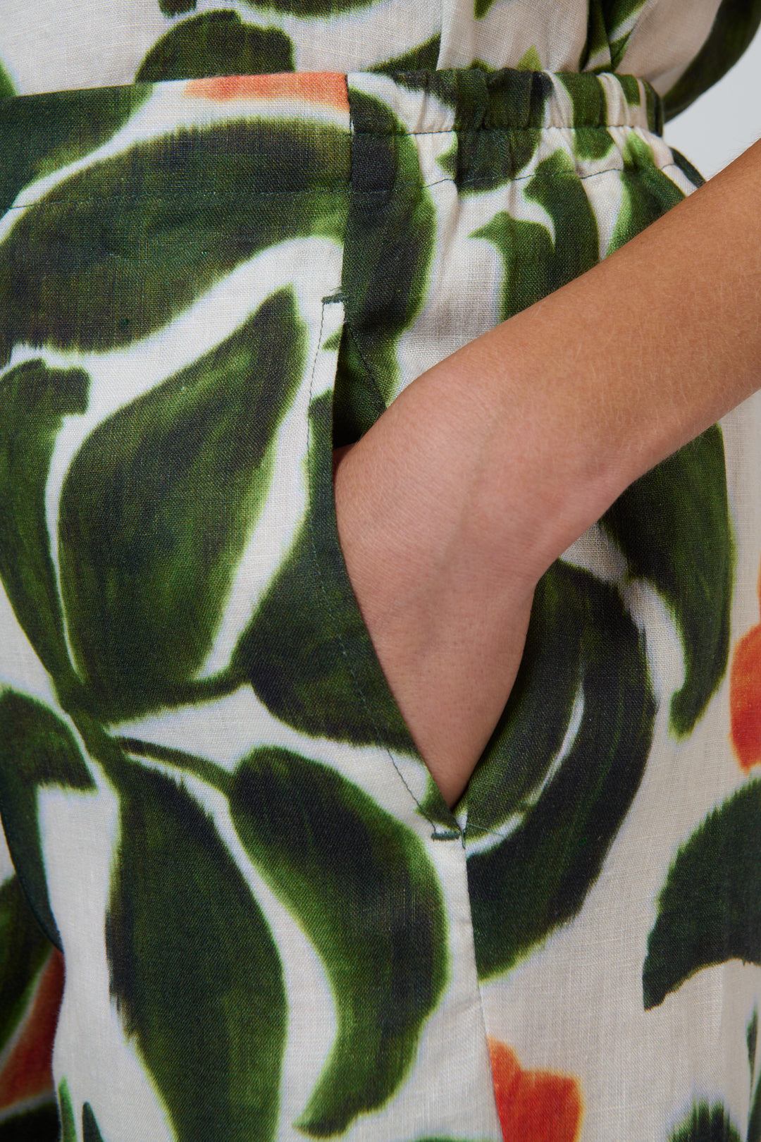 Naturals by O & J Linen Pants - Tuileries