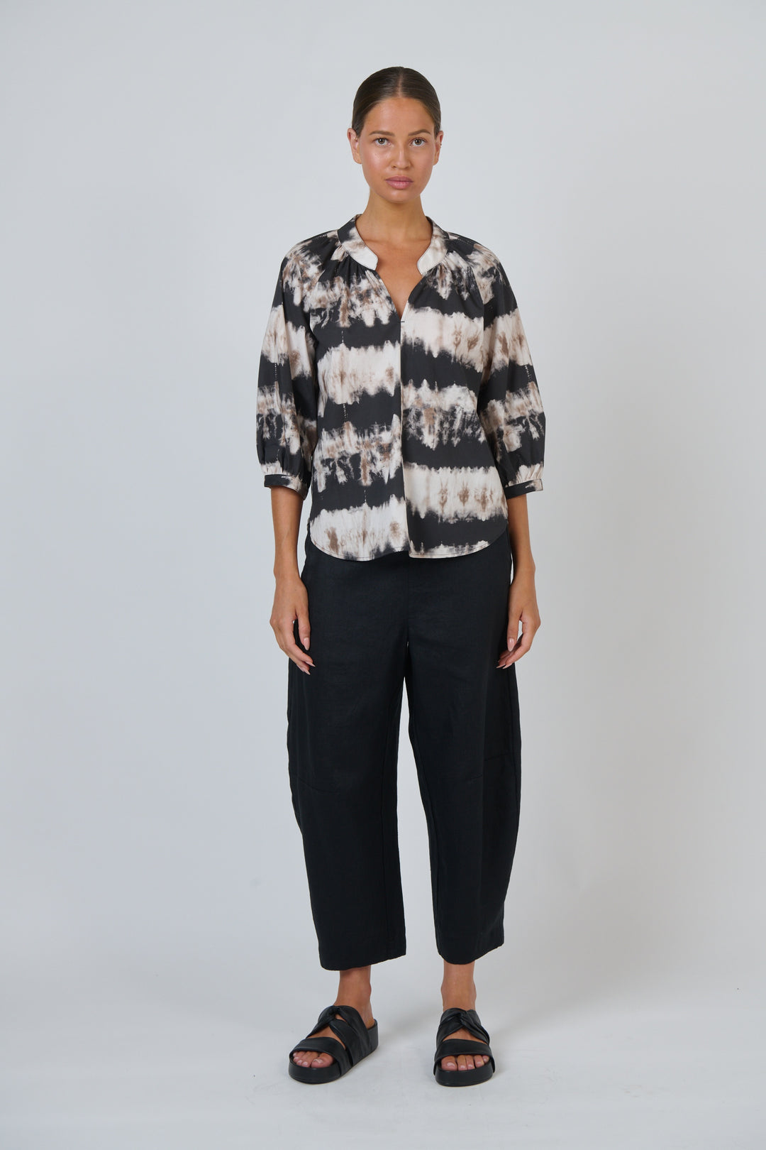 Naturals by O & J Linen Pants - Blk