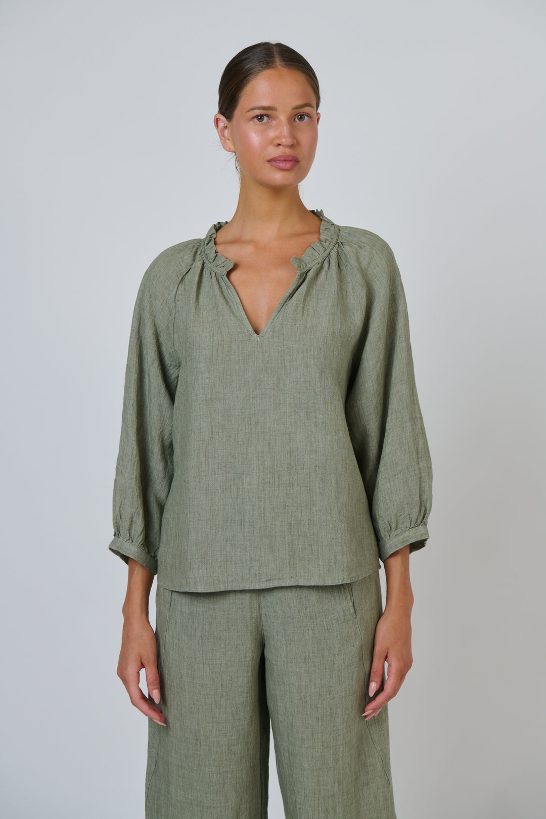Naturals by O & J Linen Top - Artichoke