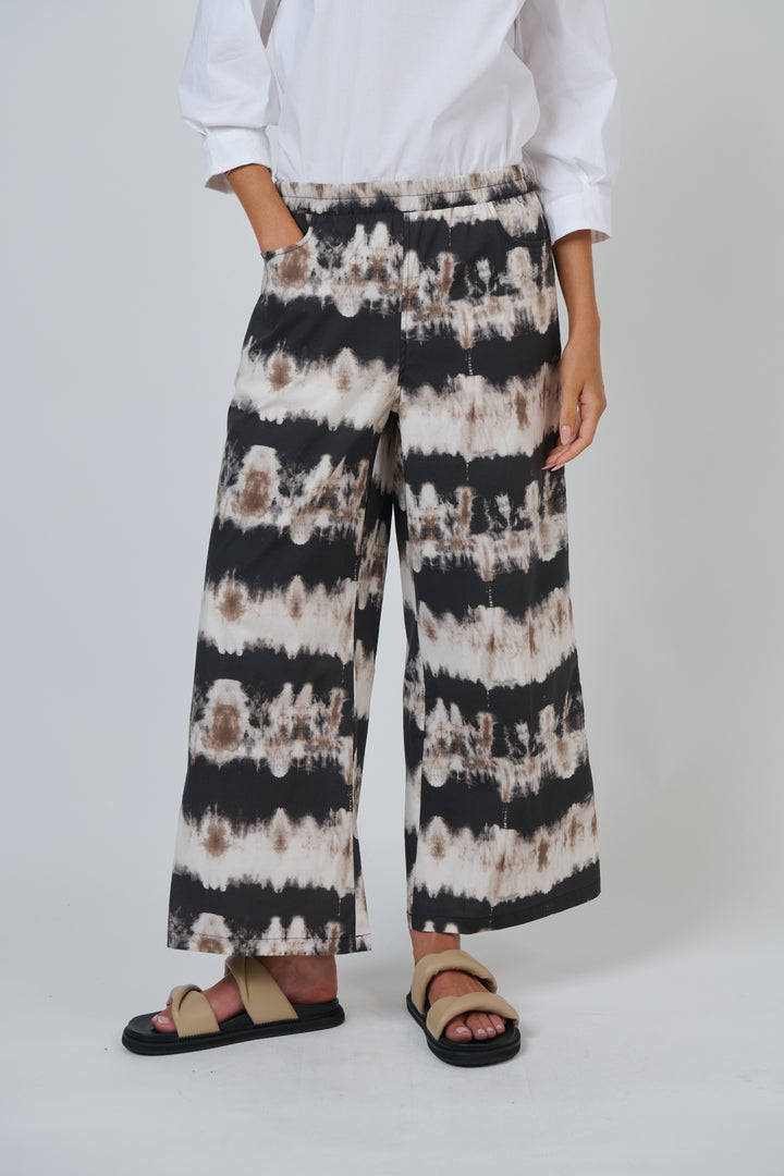 Naturals by O & J Poplin Pants – Erupt