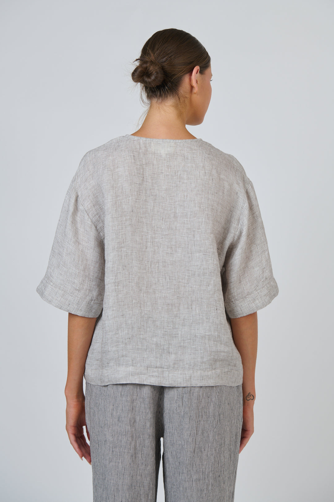 Naturals by O & J Linen Top - Chai