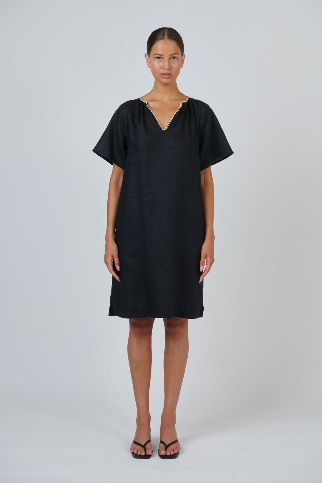 Naturals by O & J Linen Dress - Black