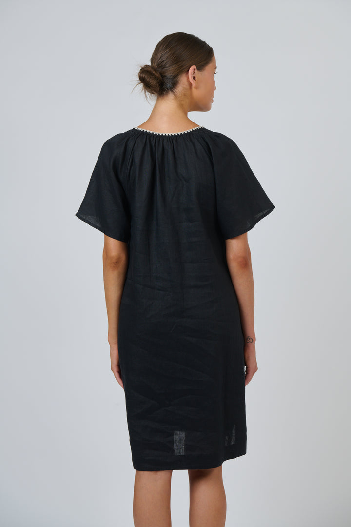 Naturals by O & J Linen Dress - Black