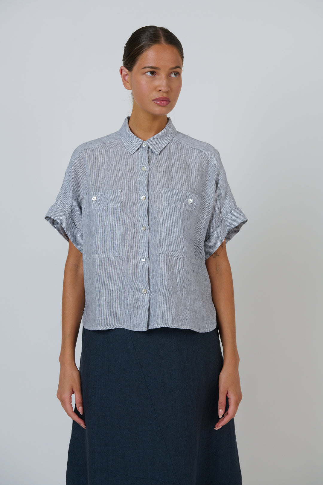 Naturals by O & J Linen Top - Sliver