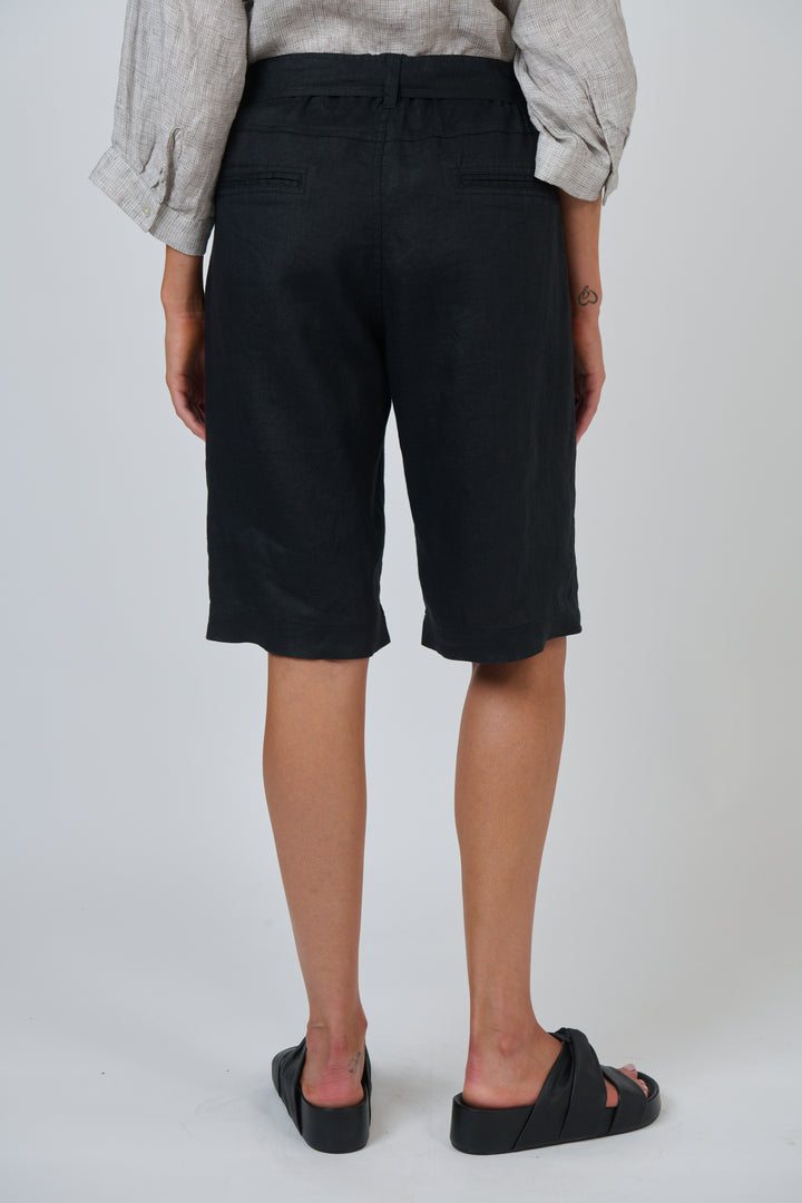 Naturals by O & J Linen Shorts - Blk