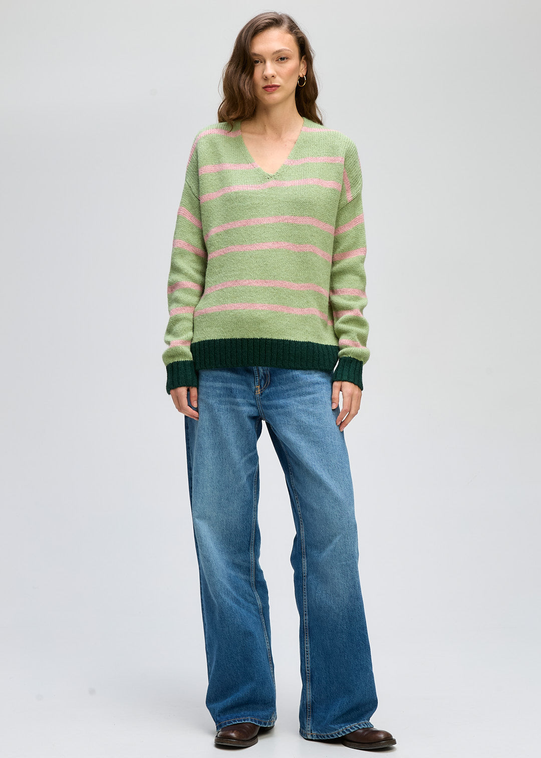 Ld+Co Cozy Stripe V‑Neck Jumper - Forrest