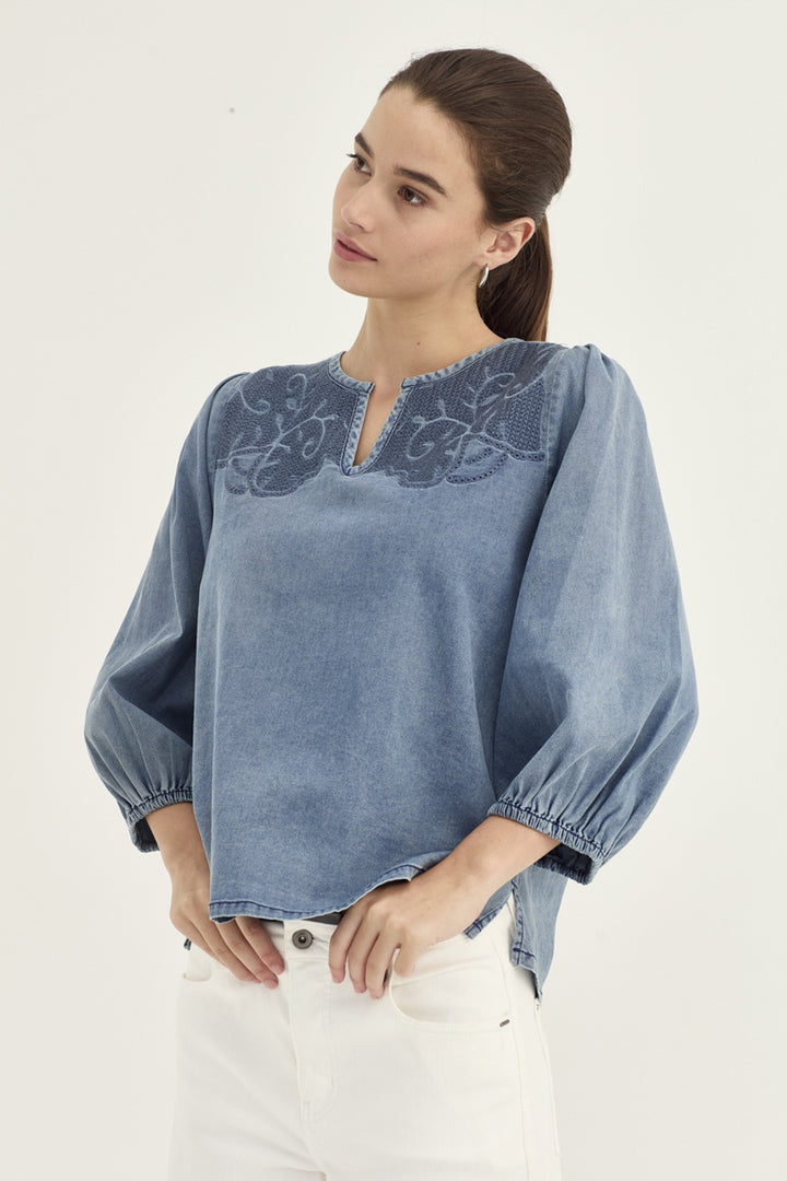 Verge Loveland Top