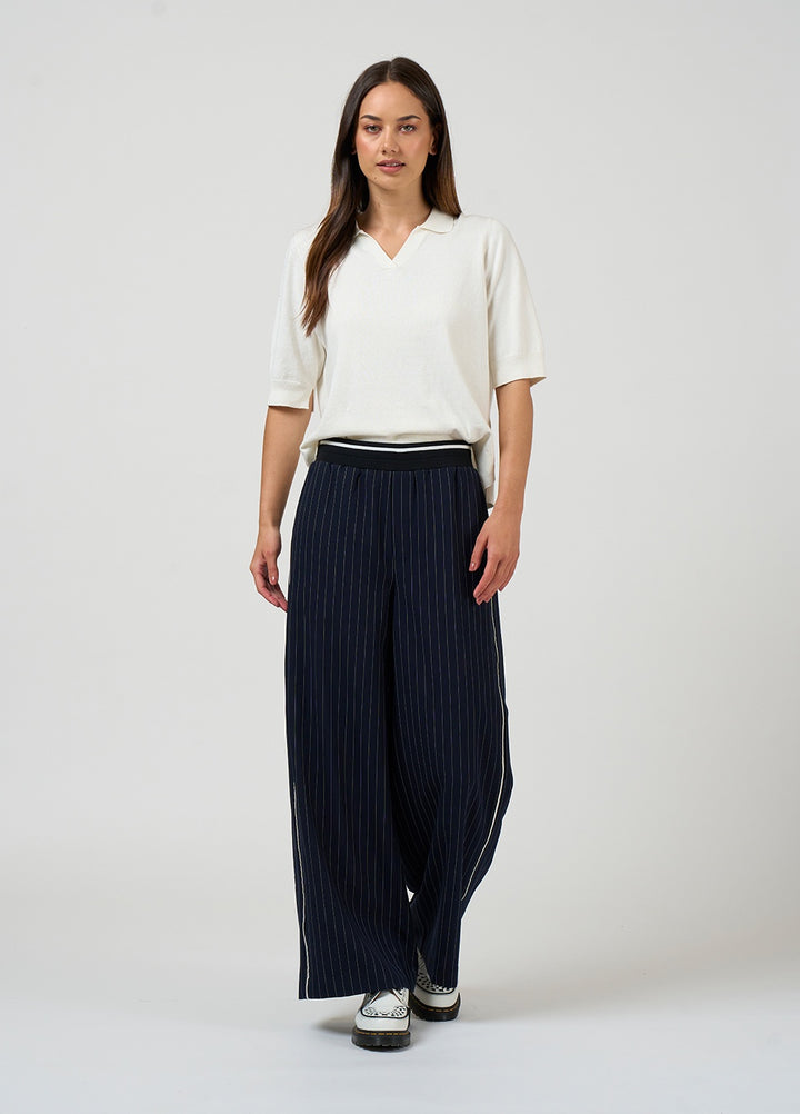 Madly Sweetly Trax Pant - Navy