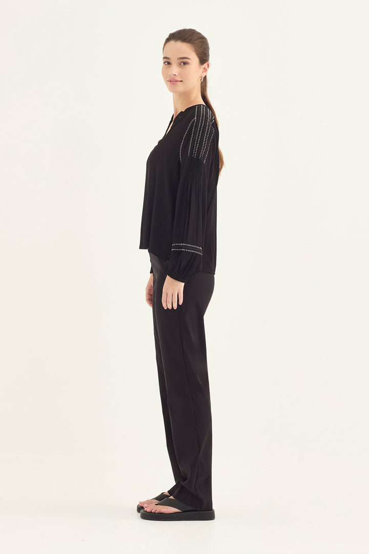 Verge Myra Blouse - BLK
