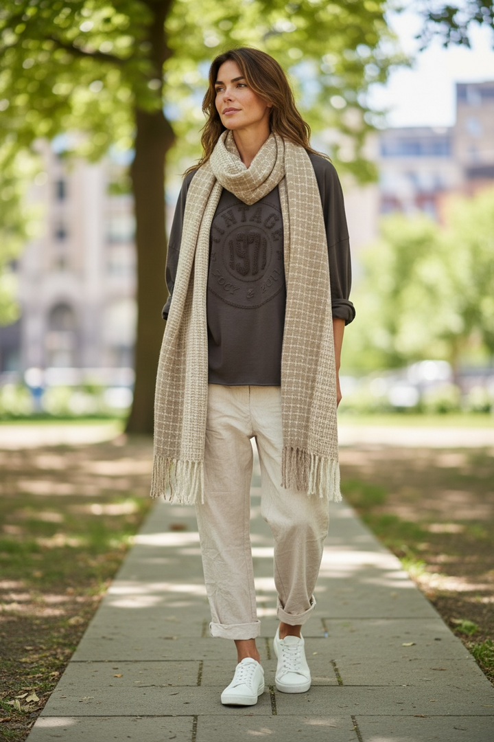 Amici Embossed V‑Neck Top - Choc