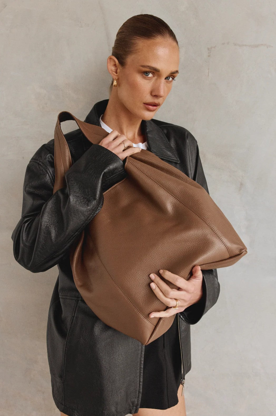 Vestirsi Scarlett 2.0 leather Hobo