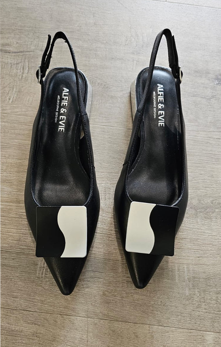 Alfie & Evie Toro flat