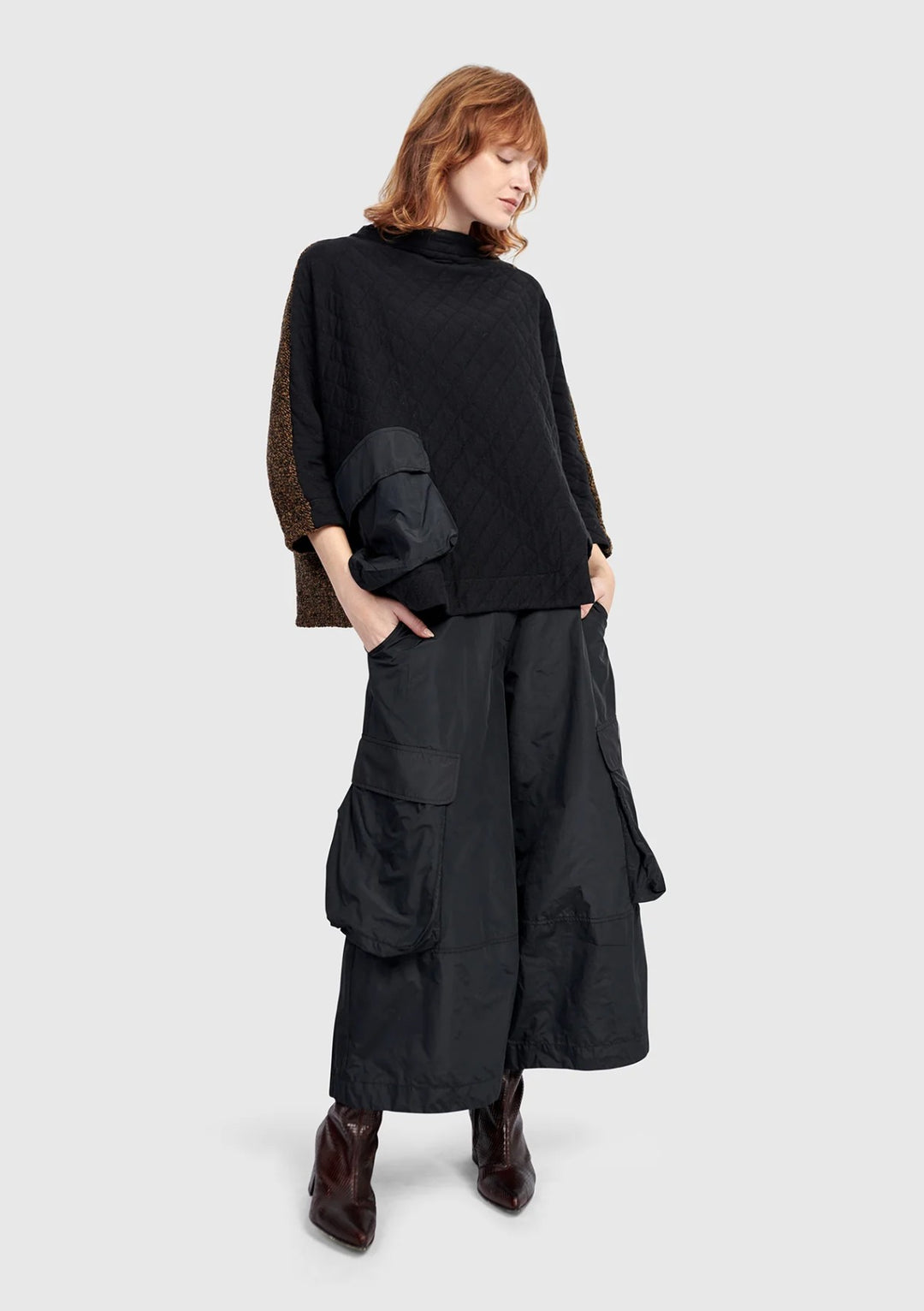 Alembika Urban Black Boxy Stepped Hem Top