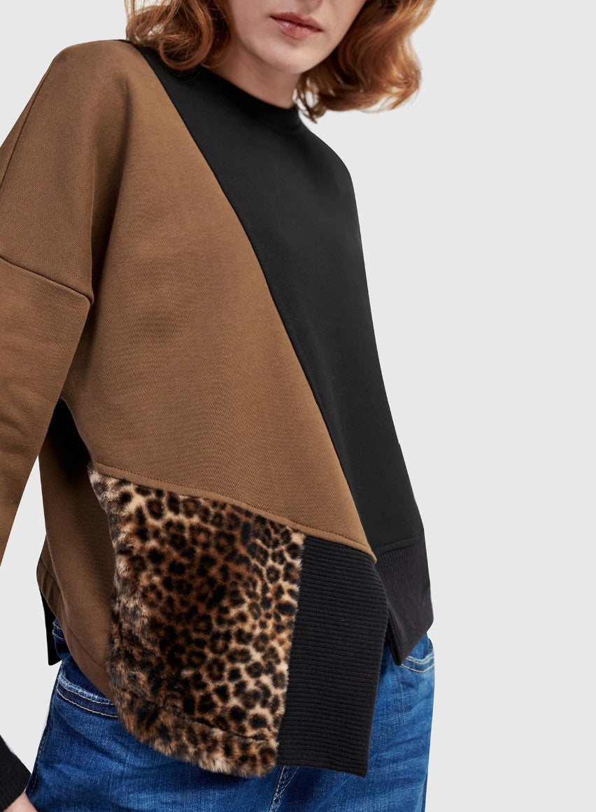 Alembika Urban Lair Crewneck Top