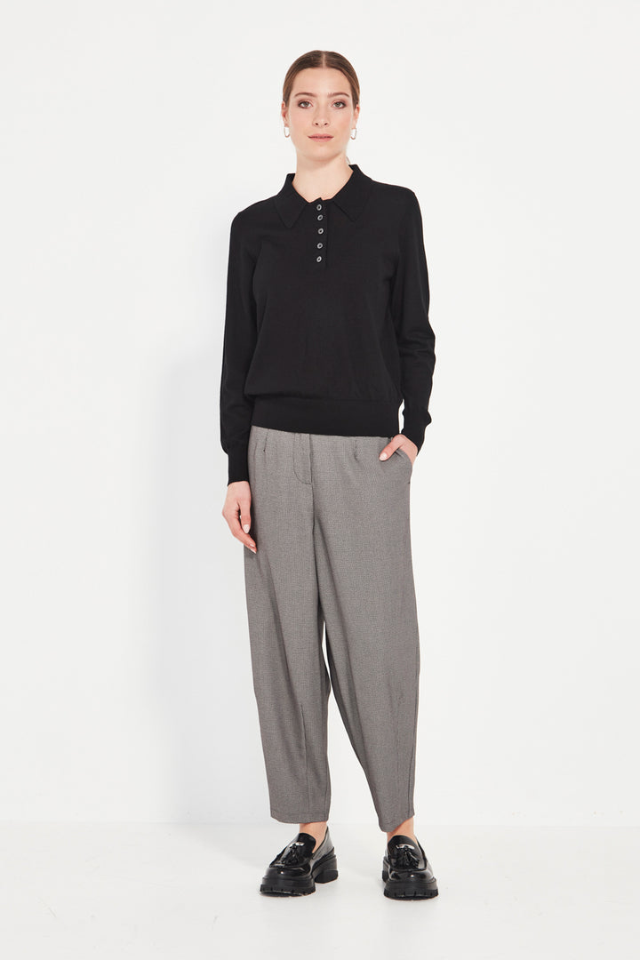 Verge Valley Sweater - Black