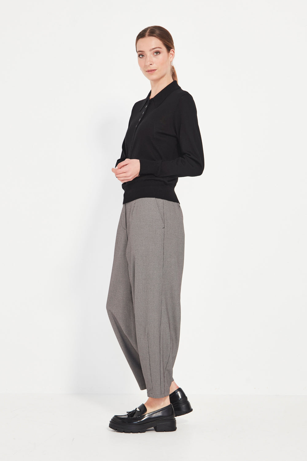 Verge Valley Sweater - Black