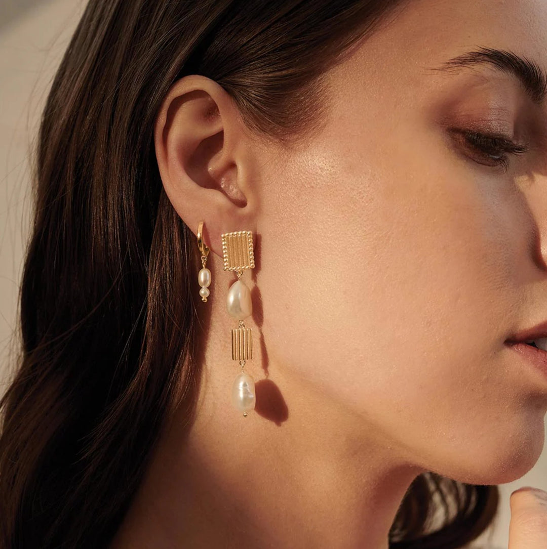 Murkani Aphrodite Goddess Pearl Earrings