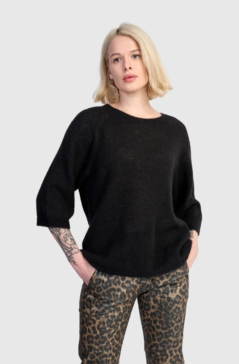Alembika Black Core Pullover Sweater