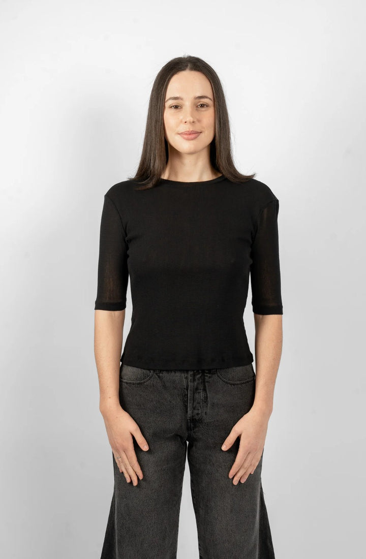 M.A. Dainty Meadow Top - NAVY