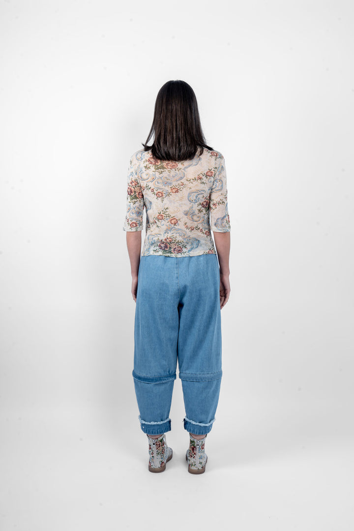 M.A. Dainty Meadow Top - FLOWERS