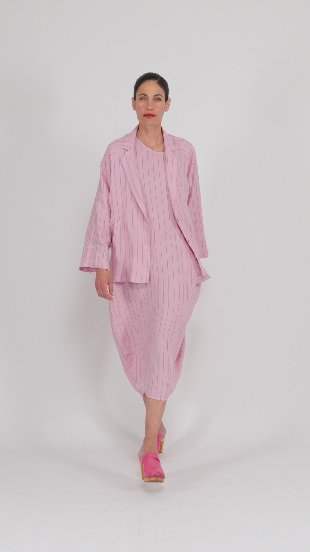 Alembika Linen Blazer - Pink